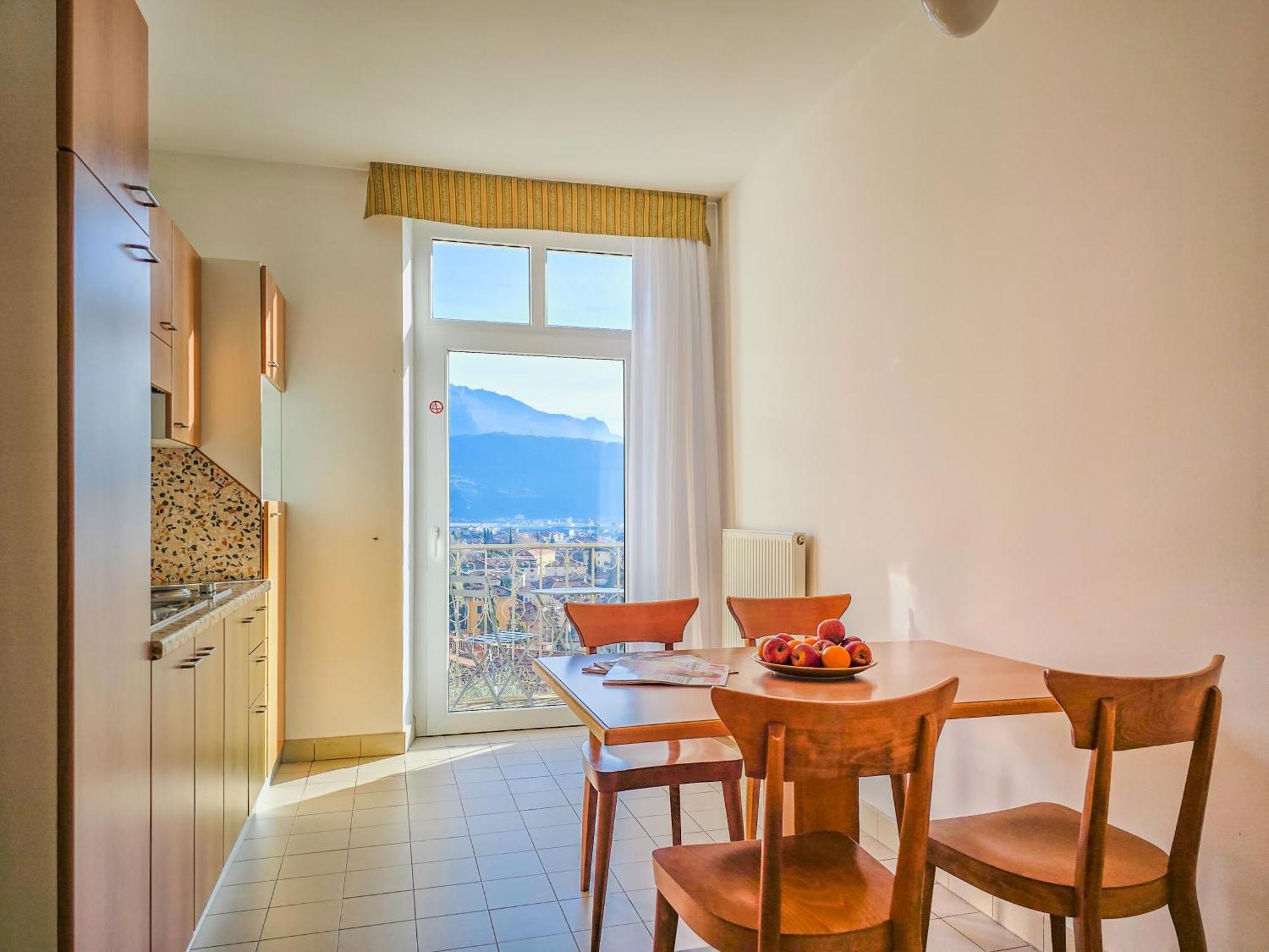 Aparthotel Englovacanze Riva del Garda Exterior foto
